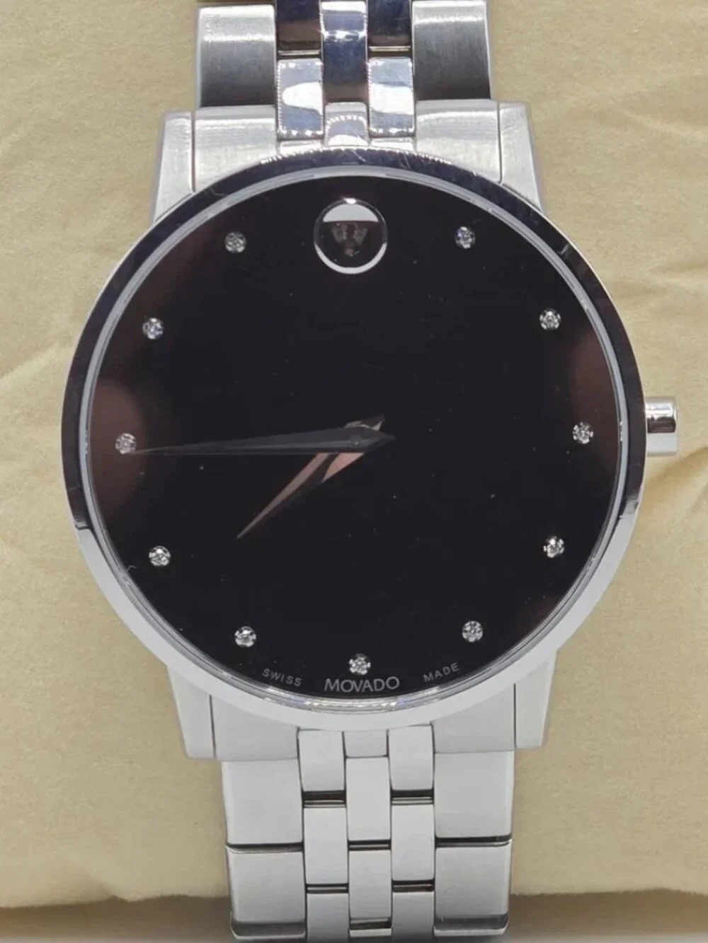 Movado Museum Classic Black Dial Mens Watch 0607201 Stainless Steel Swiss Made